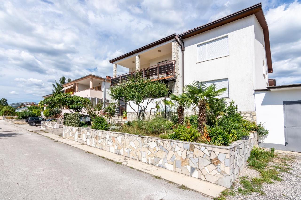 Apartment Buzet 17562a Kültér fotó